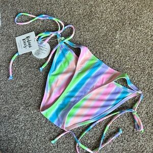 Brand new never worn size small side tie bikini from Kulani Kinis. Runs large